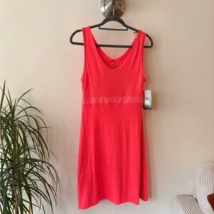 NWT Sleeveless Coral Activewear Dress Size Medium